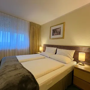 Residenz Stockstadt 3* Stockstadt am Main