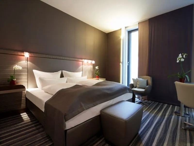 Steigenberger Airport Hotel Berlin シェーネフェルト